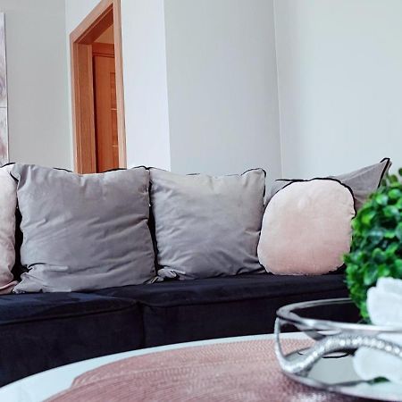 Cosmopolitan Apartament Z Bezplatnym, Prywatnym Parkingiem W Hali Garazowej Torun Bagian luar foto