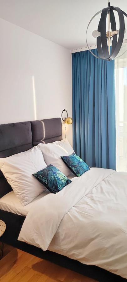 Cosmopolitan Apartament Z Bezplatnym, Prywatnym Parkingiem W Hali Garazowej Torun Bagian luar foto