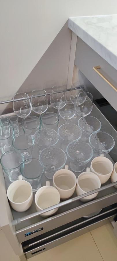 Cosmopolitan Apartament Z Bezplatnym, Prywatnym Parkingiem W Hali Garazowej Torun Bagian luar foto